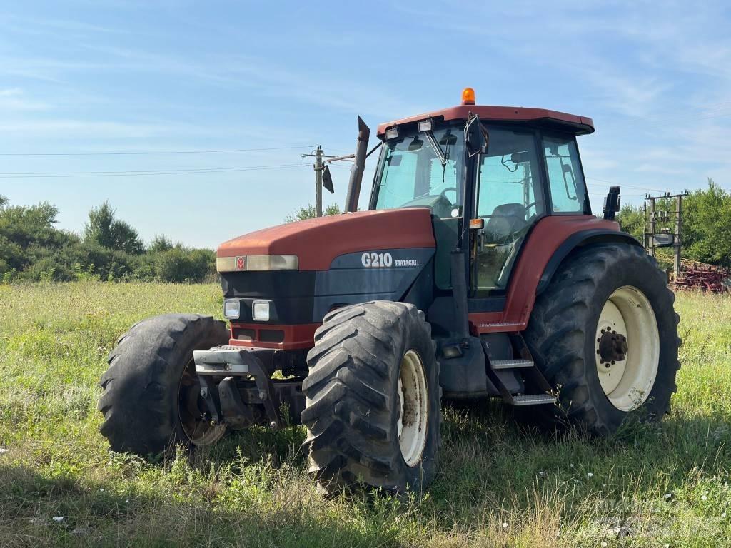 New Holland G 210 트랙터
