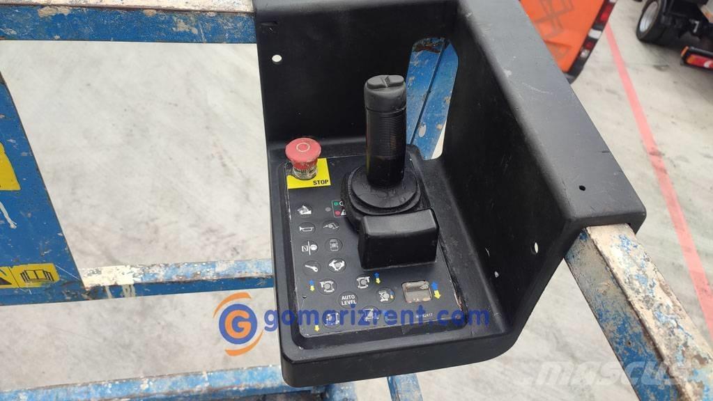 Genie GS 3384 RT 가위형 리프트