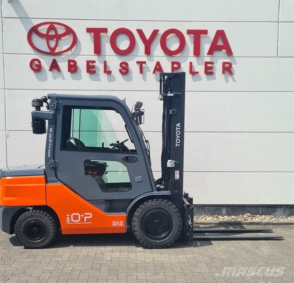 Toyota 52-8FDJF35 디젤 지게차