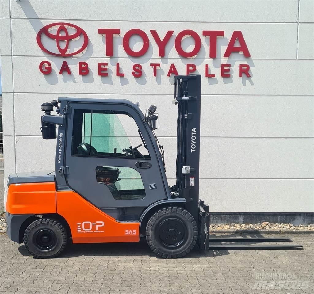 Toyota 52-8FDJF35 디젤 지게차