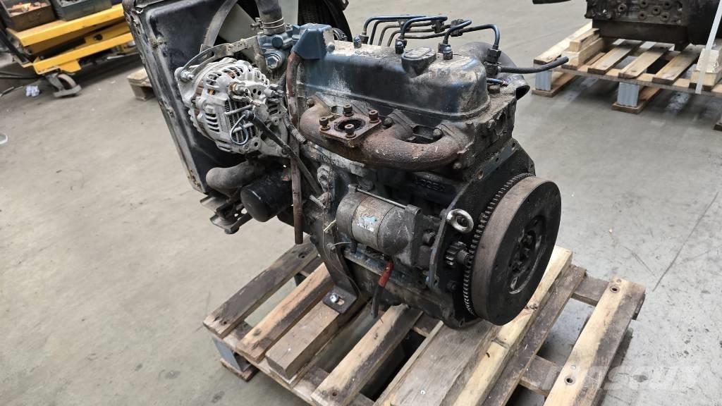 Kubota V1305-E 엔진