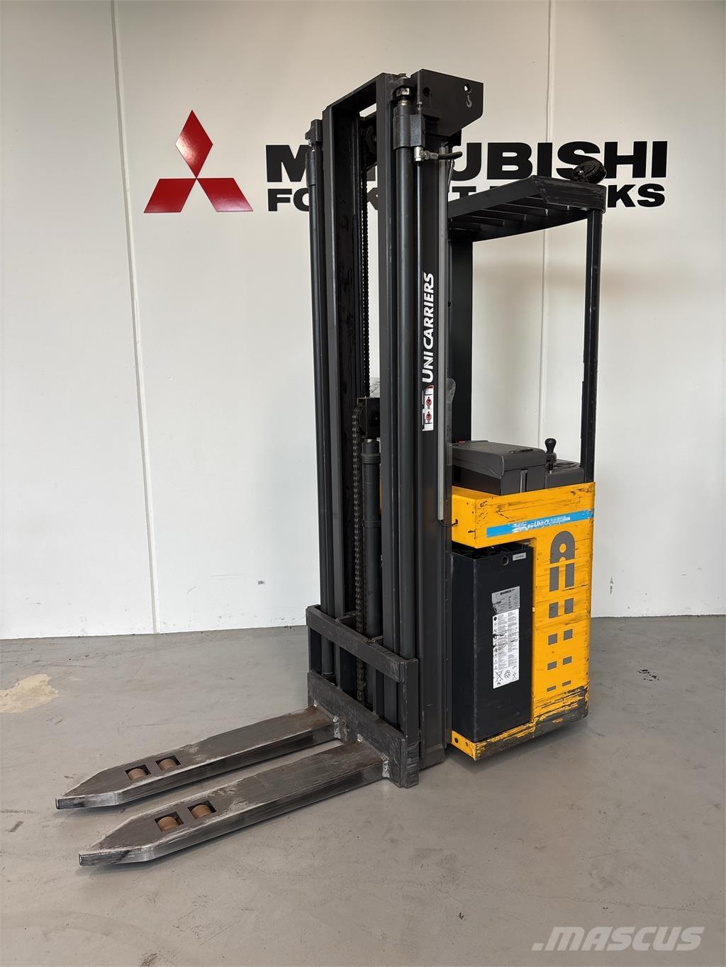 Atlet ASN200 보행식 리치 지게차