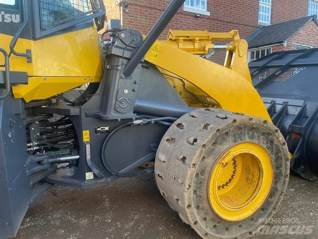 Komatsu WA 470  휠로우더