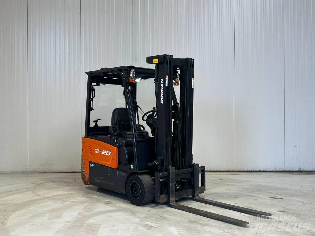 Doosan B20T-7 전동 지게차