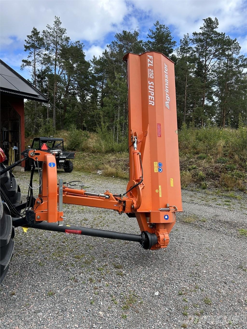 Agrimaster FZL250 목장 제초기 및 토퍼