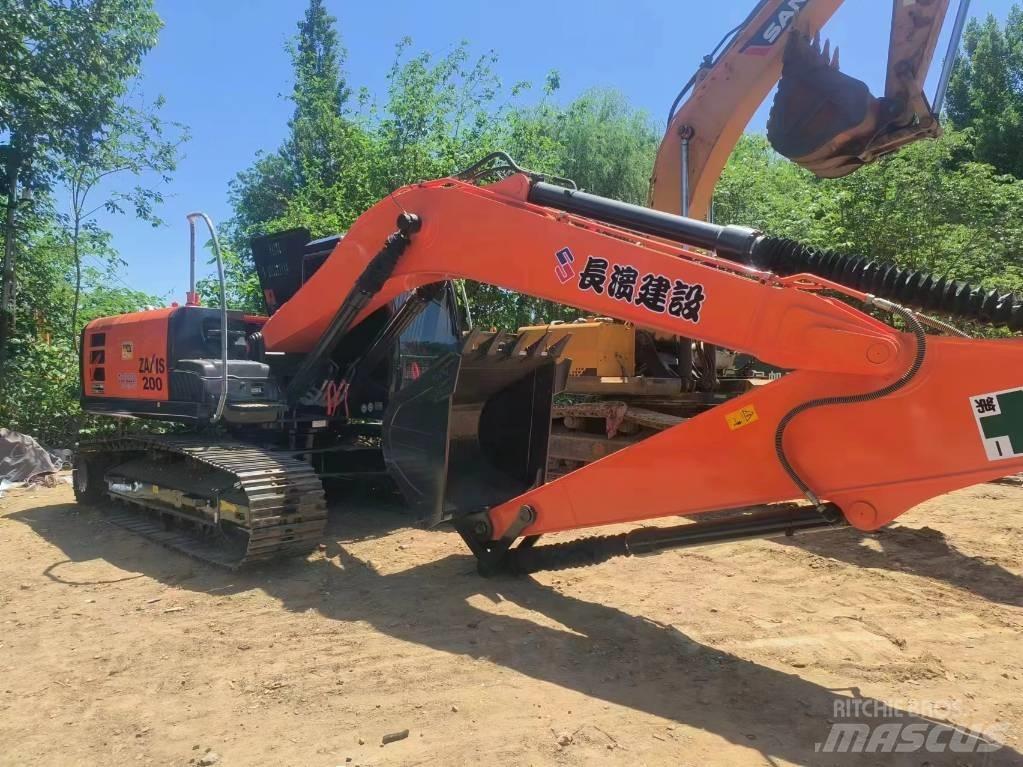 Hitachi ZX200 대형 굴삭기 29톤 이상