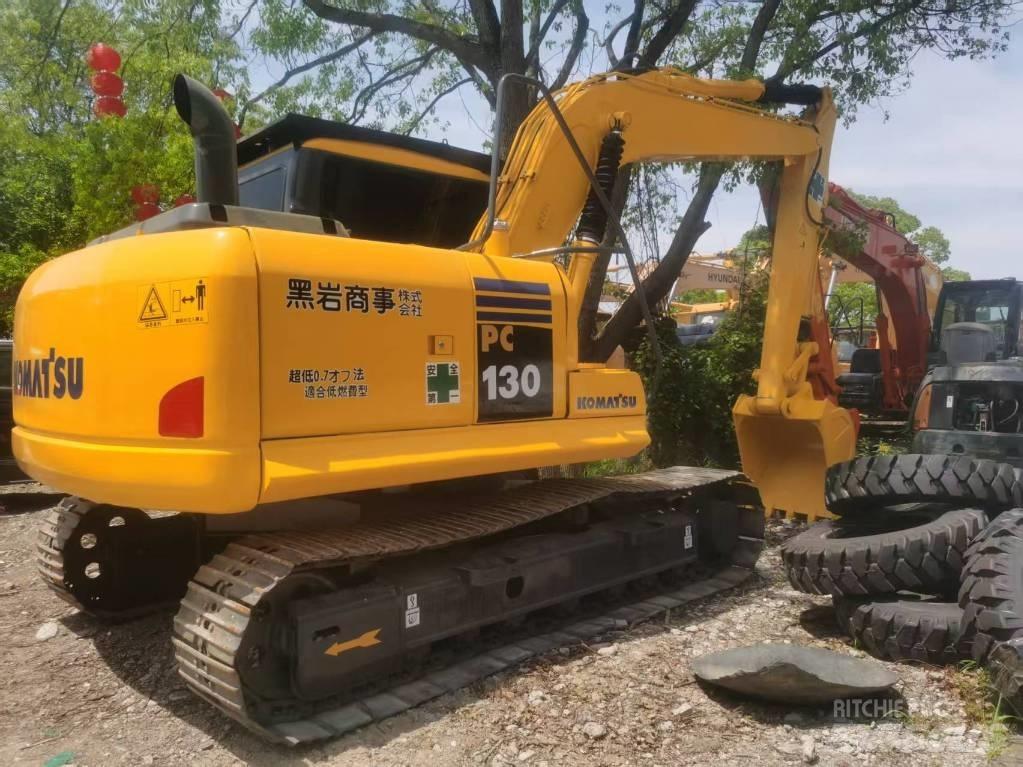 Komatsu PC 130 대형 굴삭기 29톤 이상