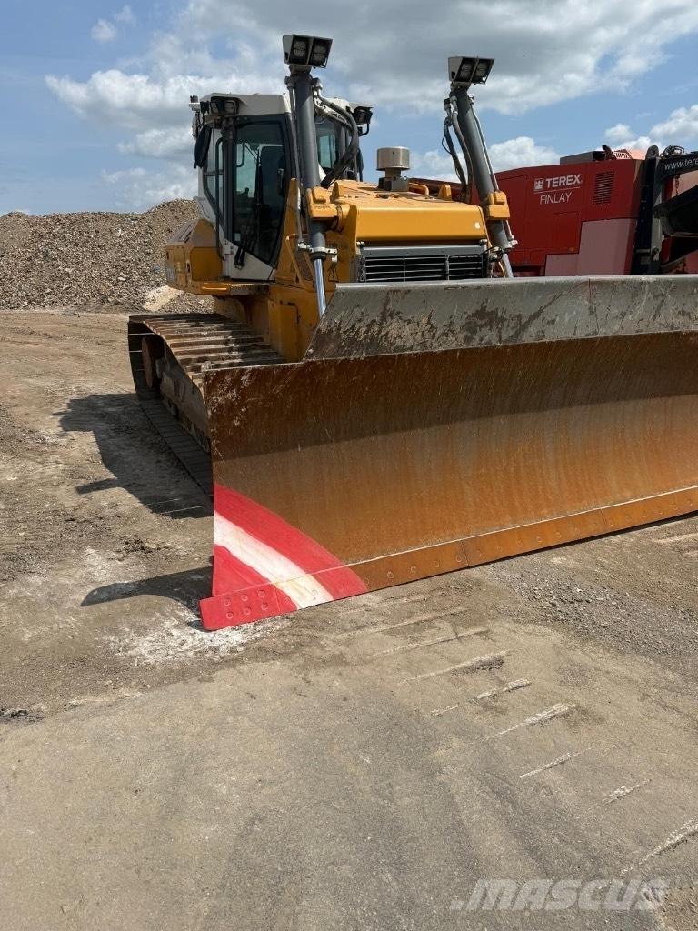Liebherr 736 LGP 크롤러 도저