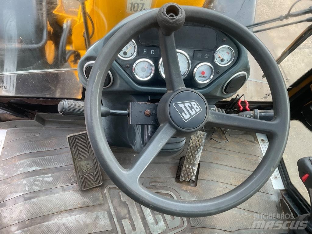 JCB TM 300 텔러 핸들러