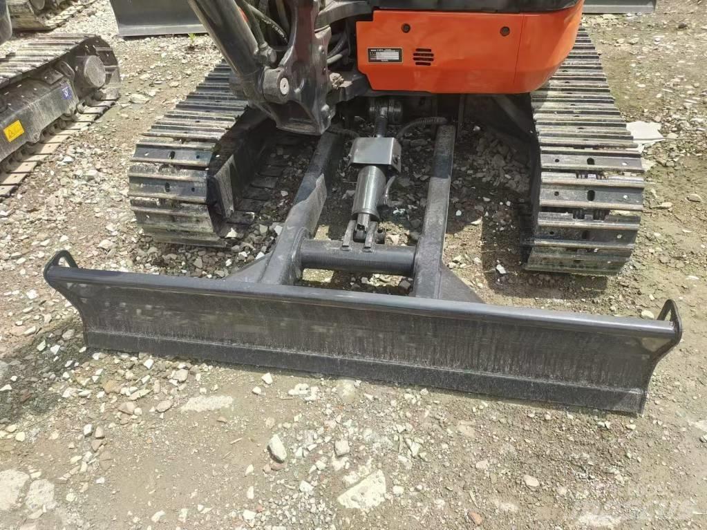 Kubota U 35 소형 굴삭기 7톤 미만