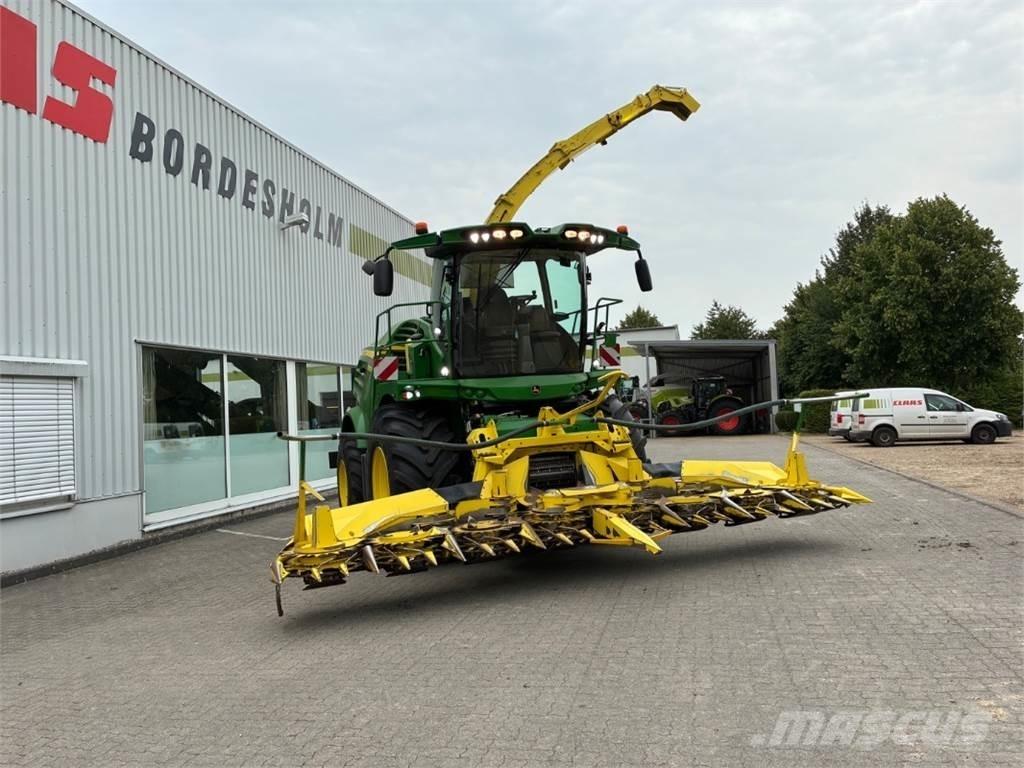 John Deere 8300i 목초 수확기