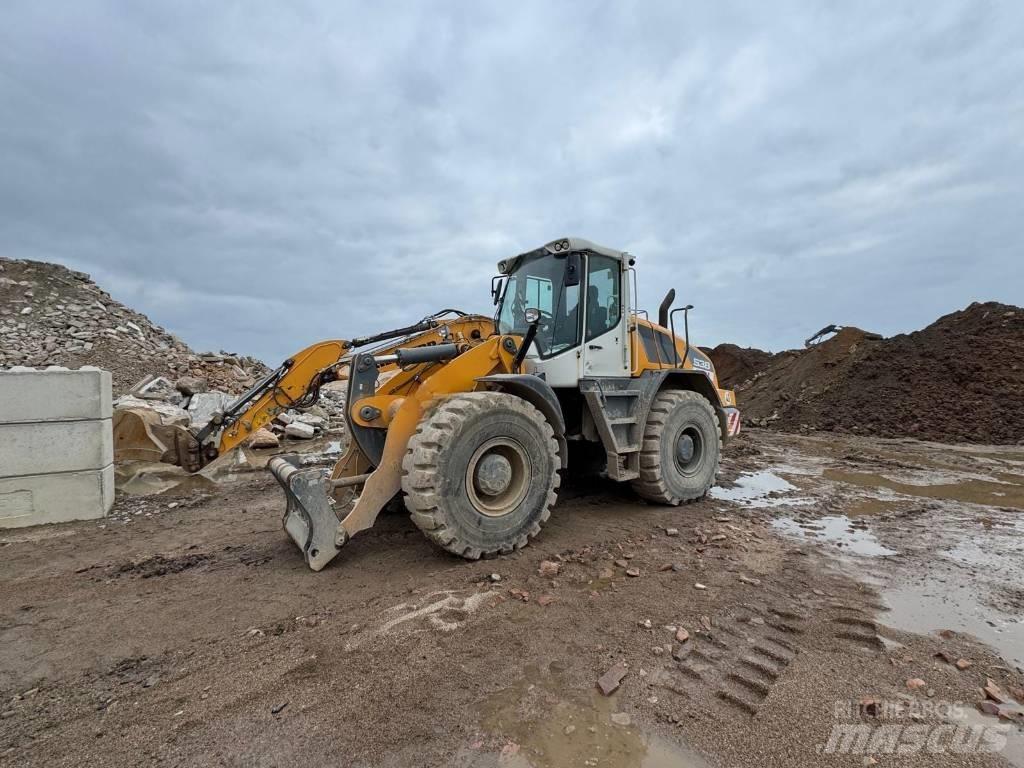 Liebherr L 538  휠로우더