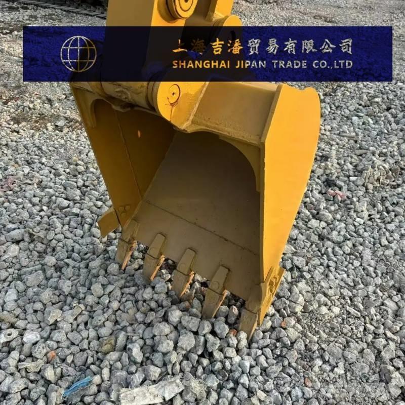 CAT 305.5 E 소형 굴삭기 7톤 미만