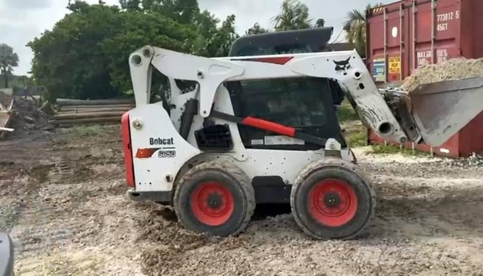 Bobcat S650  스키드로더