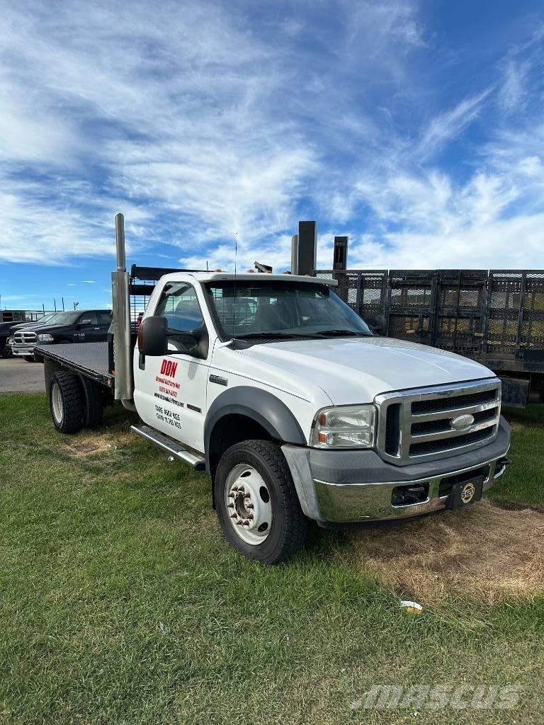 Ford F 550 XLT 플랫베드/드롭사이드 트럭