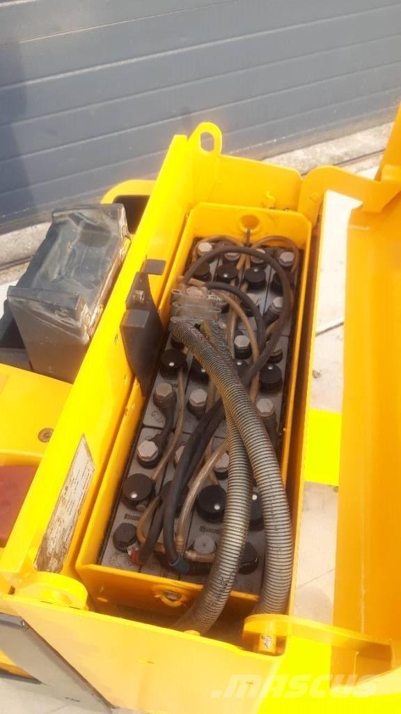 Jungheinrich EJE 120 경량 리프터