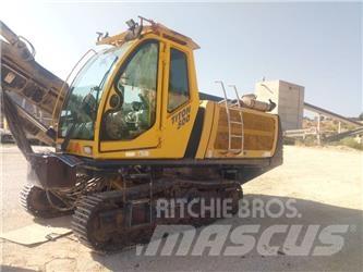 Sandvik Titon 500 도로 굴착기