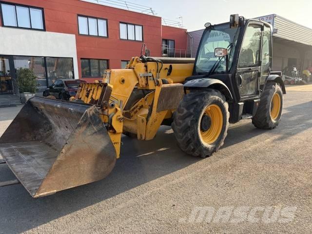 JCB 533-105 텔러 핸들러