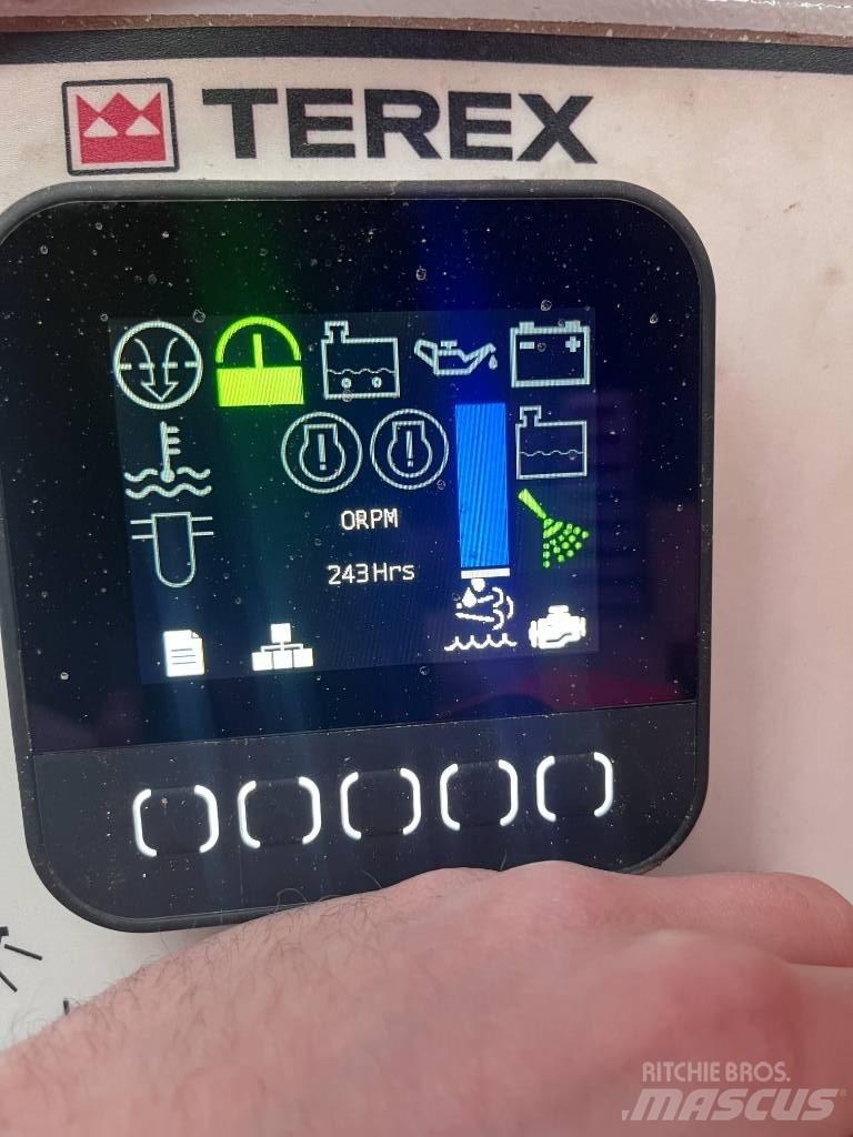 Terex Finlay 883+ E 이동식 선별기