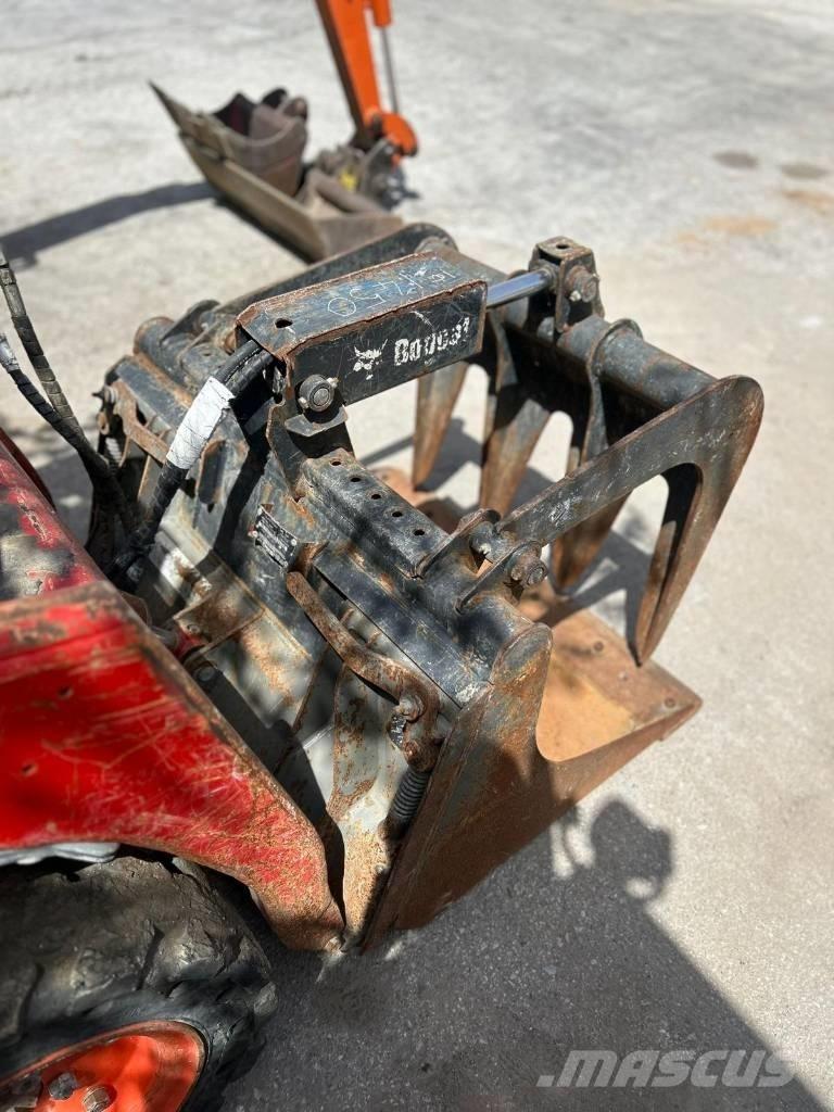 Bobcat S 70  스키드로더