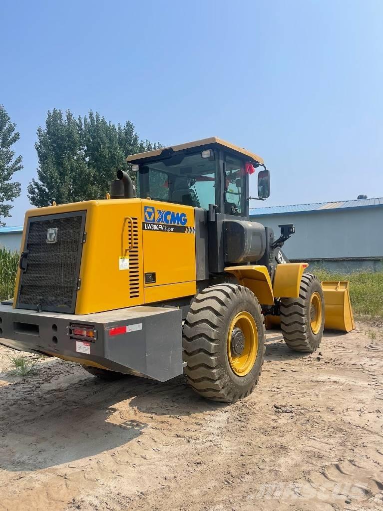 XCMG LW 300 FV  휠로우더