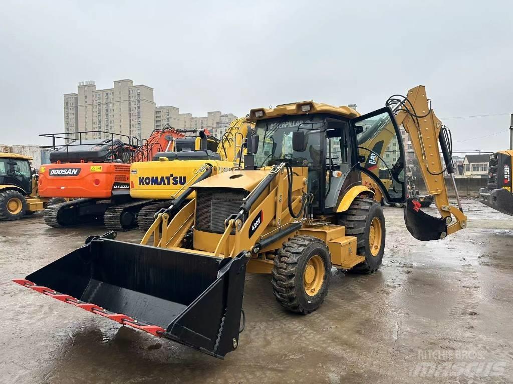 CAT 420 F 백호로더