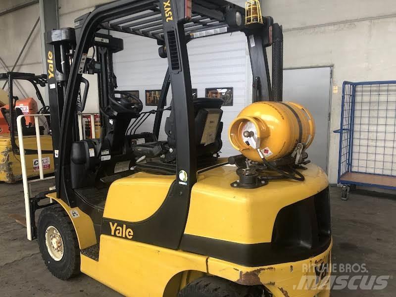 Yale GLP25VX LPG 지게차
