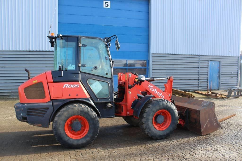 Kubota R085  휠로우더