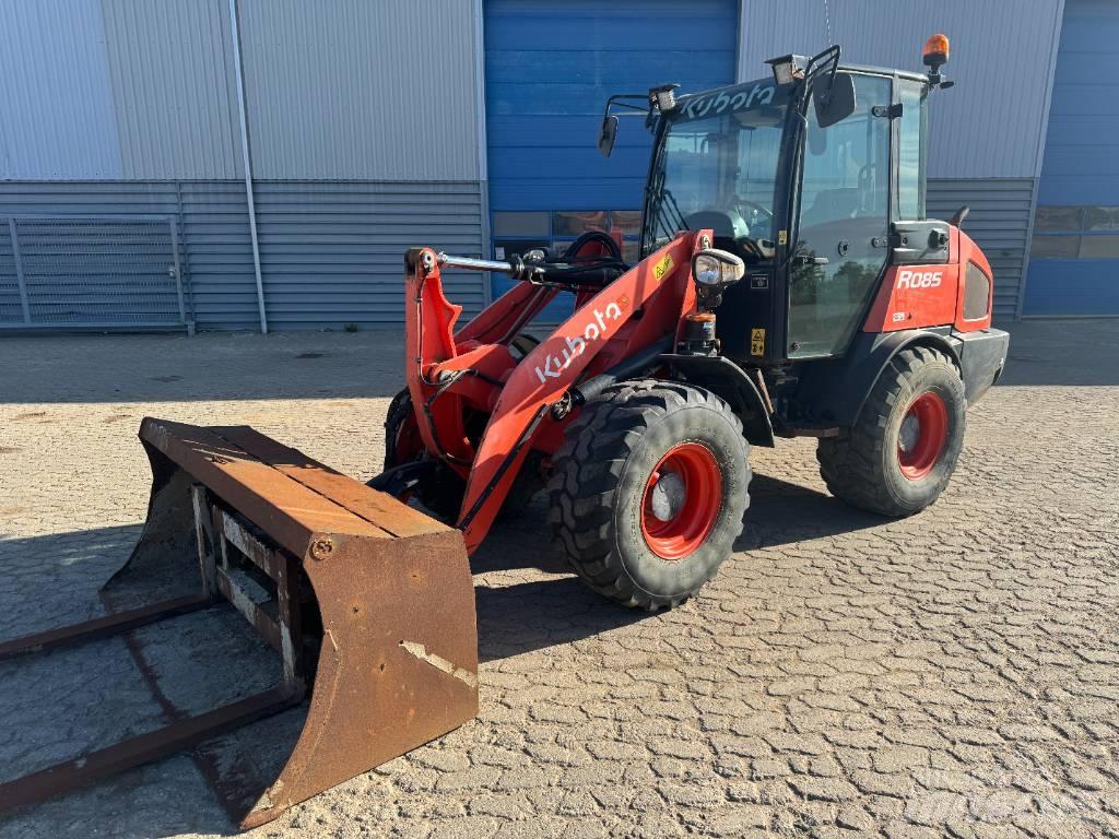 Kubota R085  휠로우더