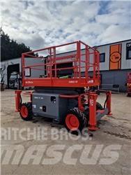 SkyJack SJ 6832 RT 가위형 리프트