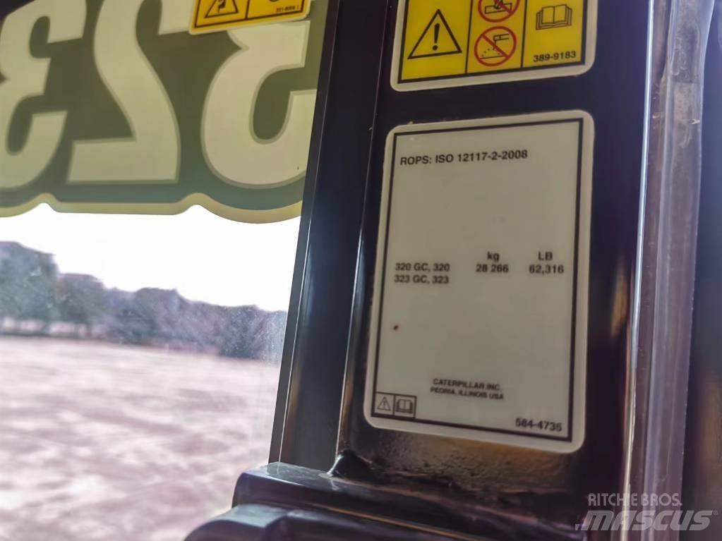 CAT 2022 CAT 323  휠 굴삭기