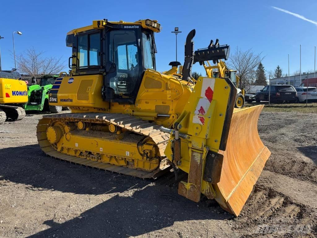 Komatsu D51PX-24E0 크롤러 도저
