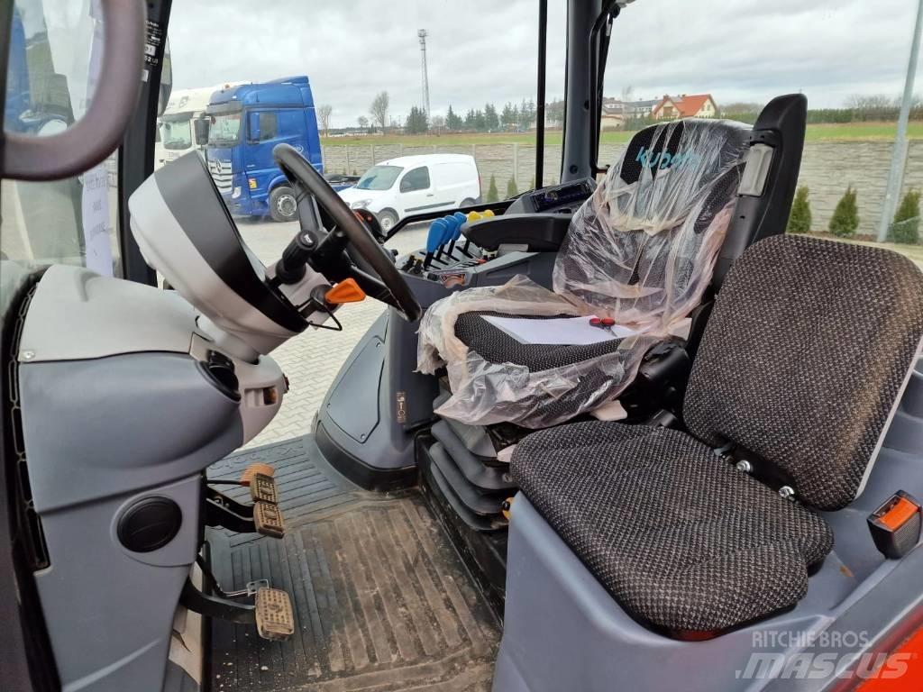 Kubota M 7133 트랙터