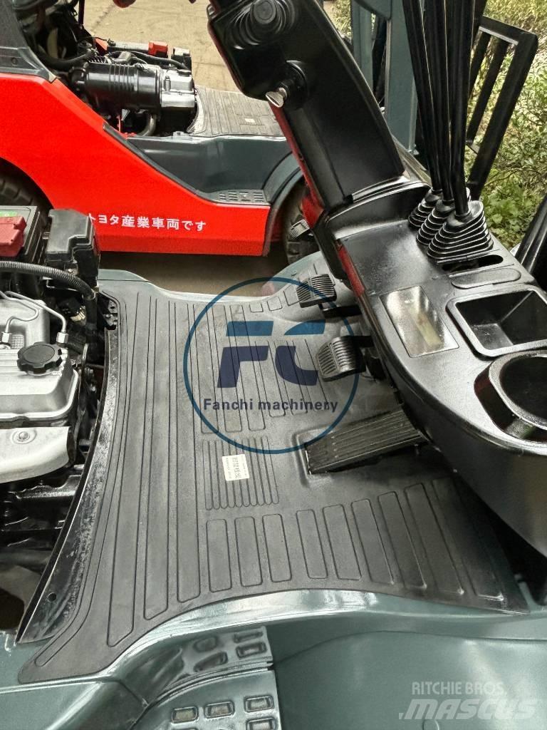 Toyota FDZN 30 디젤 지게차