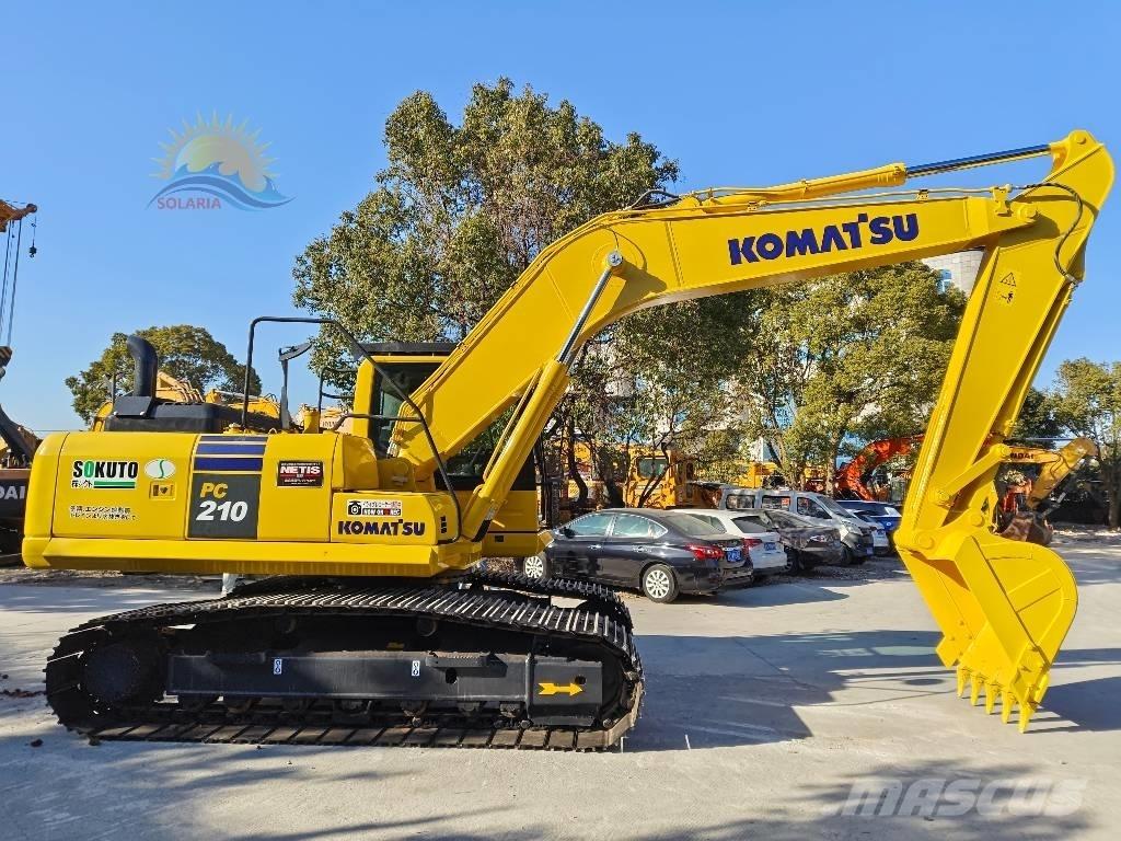 Komatsu PC 210-8 대형 굴삭기 29톤 이상