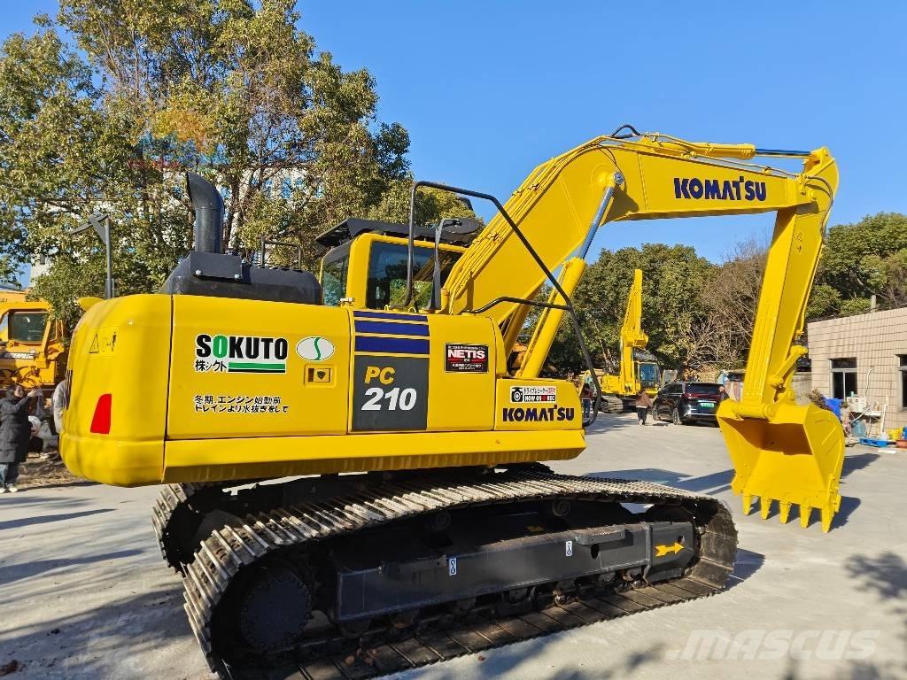 Komatsu PC 210-8 대형 굴삭기 29톤 이상