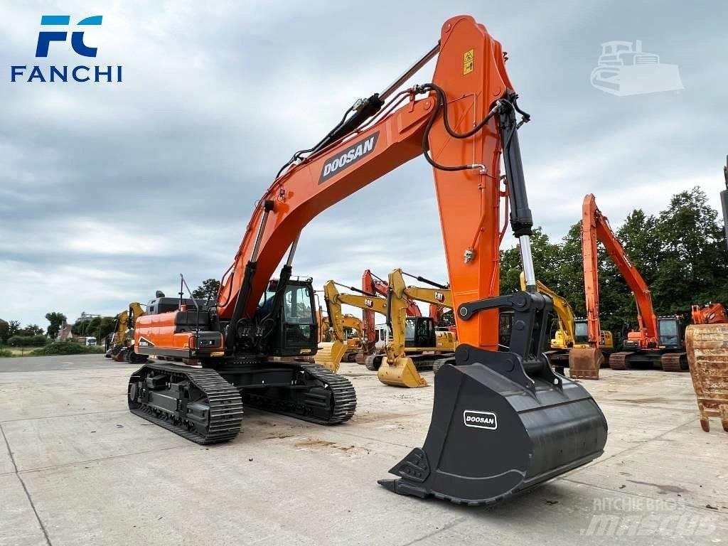 Doosan DX 530 LC-3 대형 굴삭기 29톤 이상