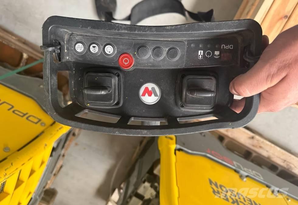 Wacker Neuson DPU 80 진동롤러