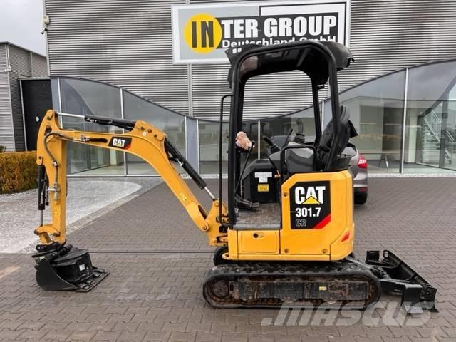 CAT 301.7 CR 소형 굴삭기 7톤 미만