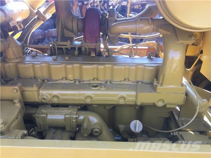 CAT D 6 D 크롤러 도저