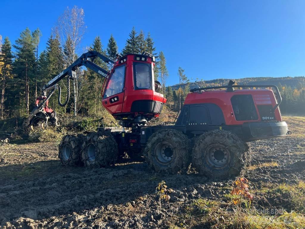 Komatsu 901XC 원목 하베스터