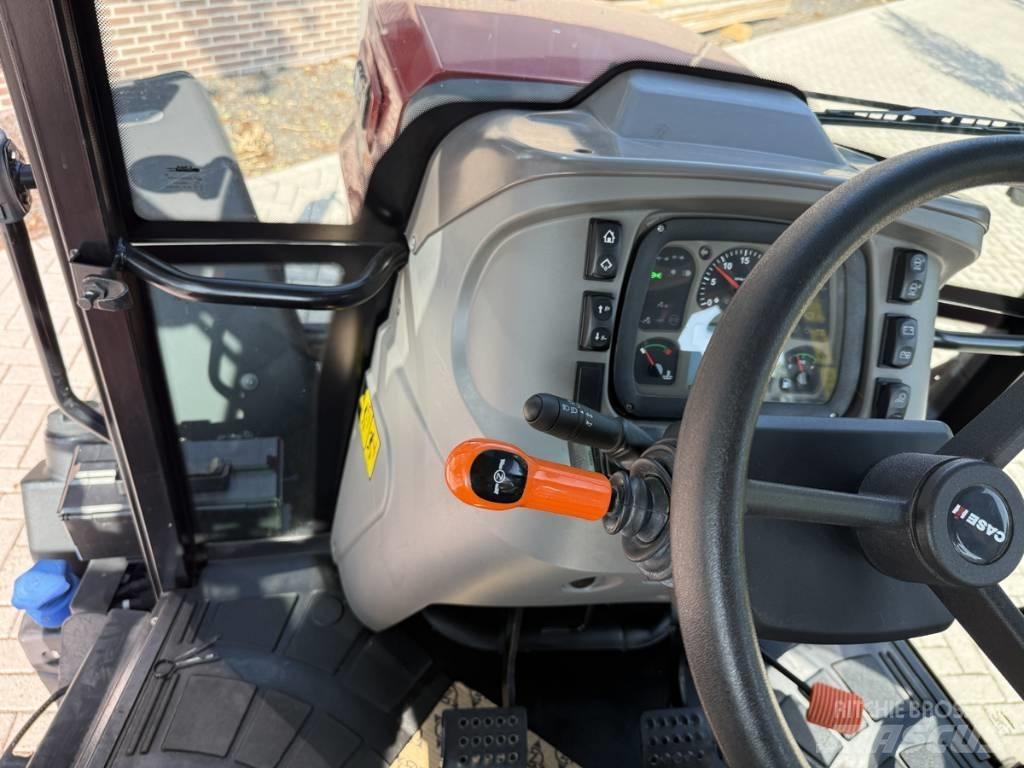 CASE Farmall 100X 트랙터