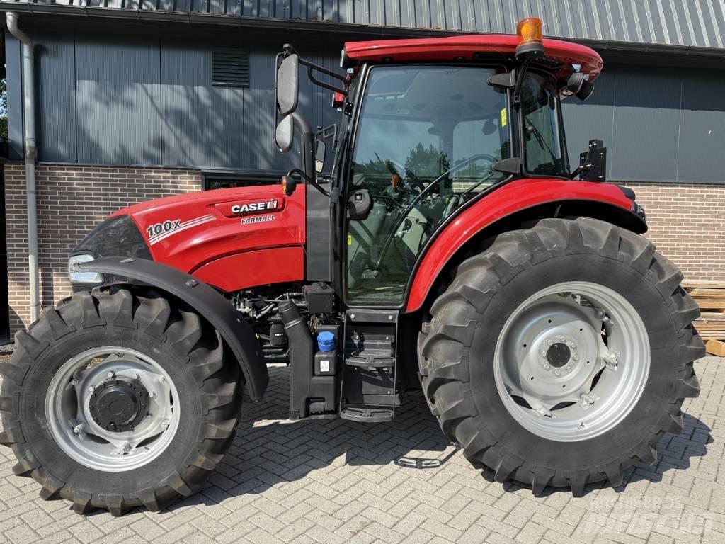 CASE Farmall 100X 트랙터