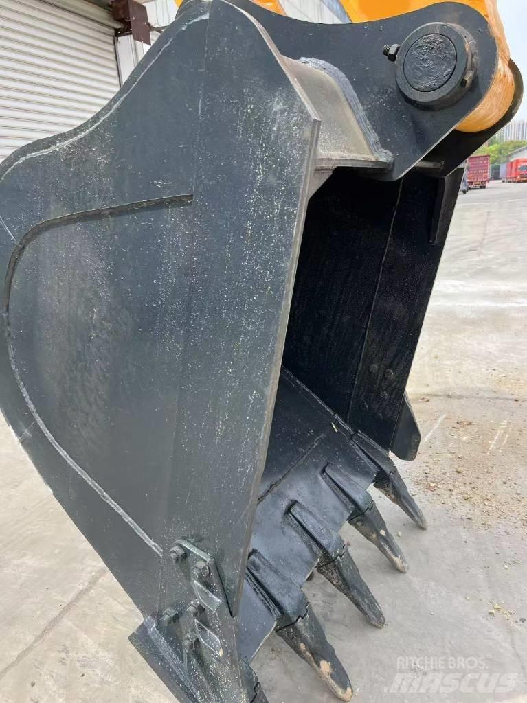 Hyundai R305LC-9T 대형 굴삭기 29톤 이상