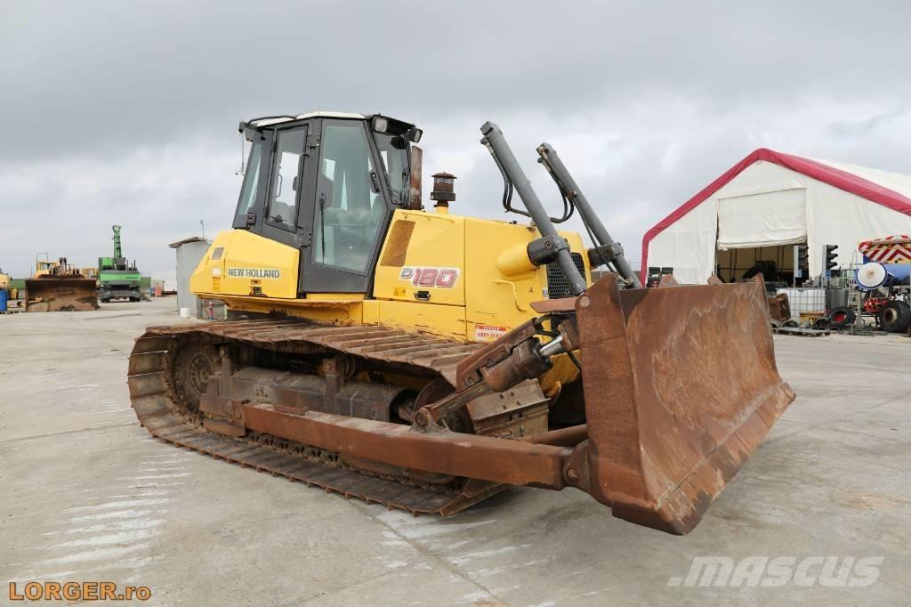 New Holland D 180 크롤러 도저