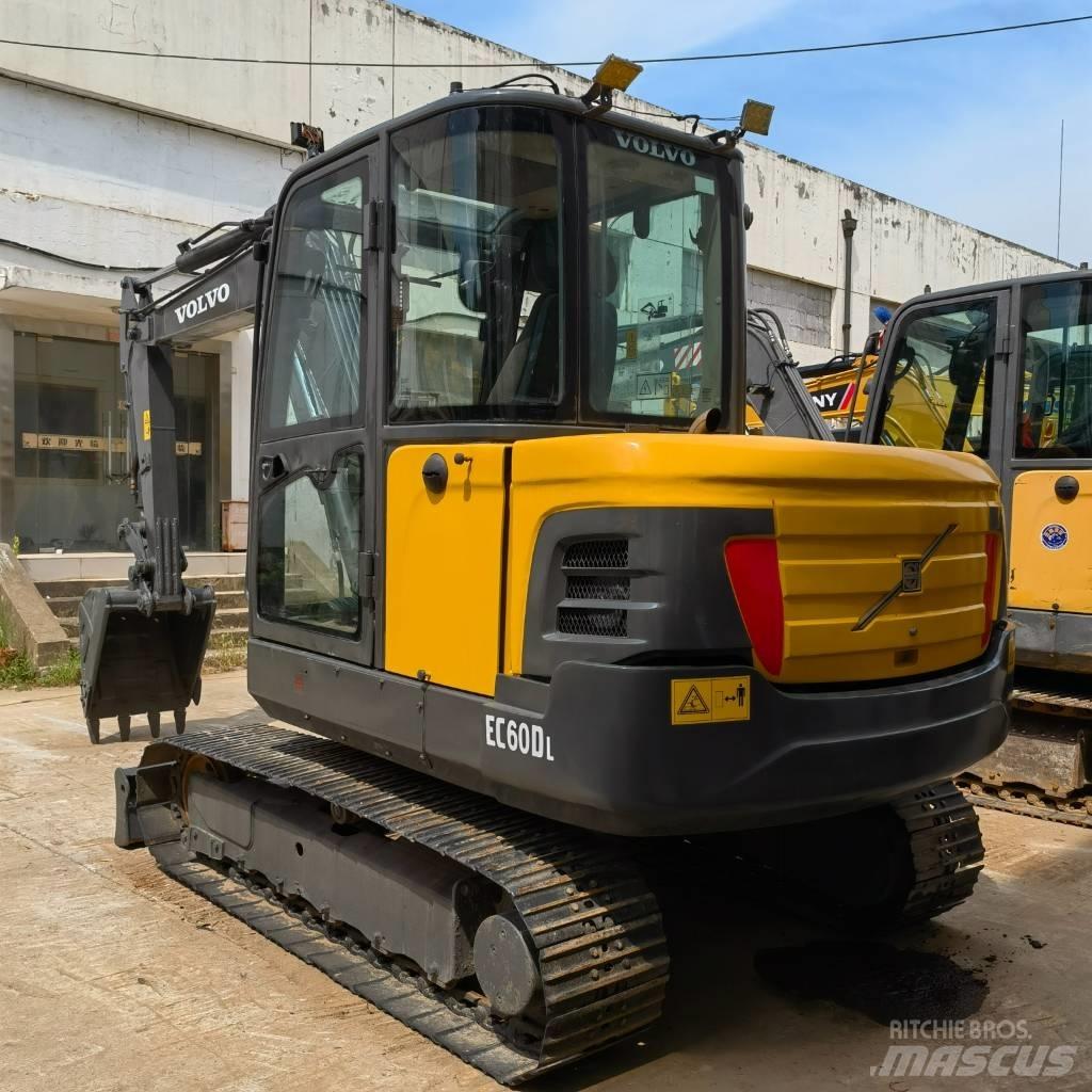 Volvo EC60 소형 굴삭기 7톤 미만