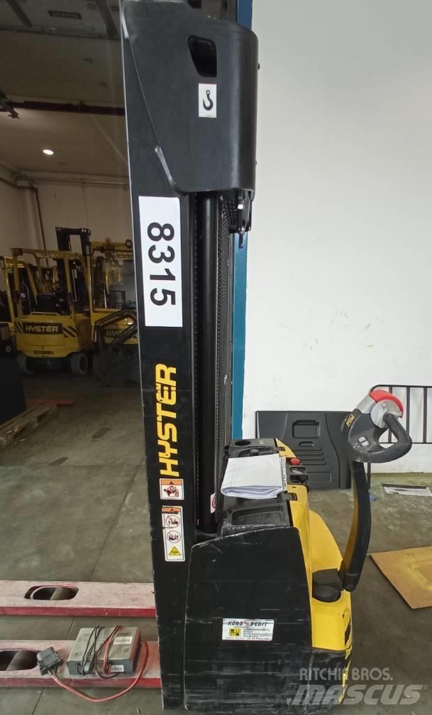 Hyster S 1.2 핸드 파레트 스태커