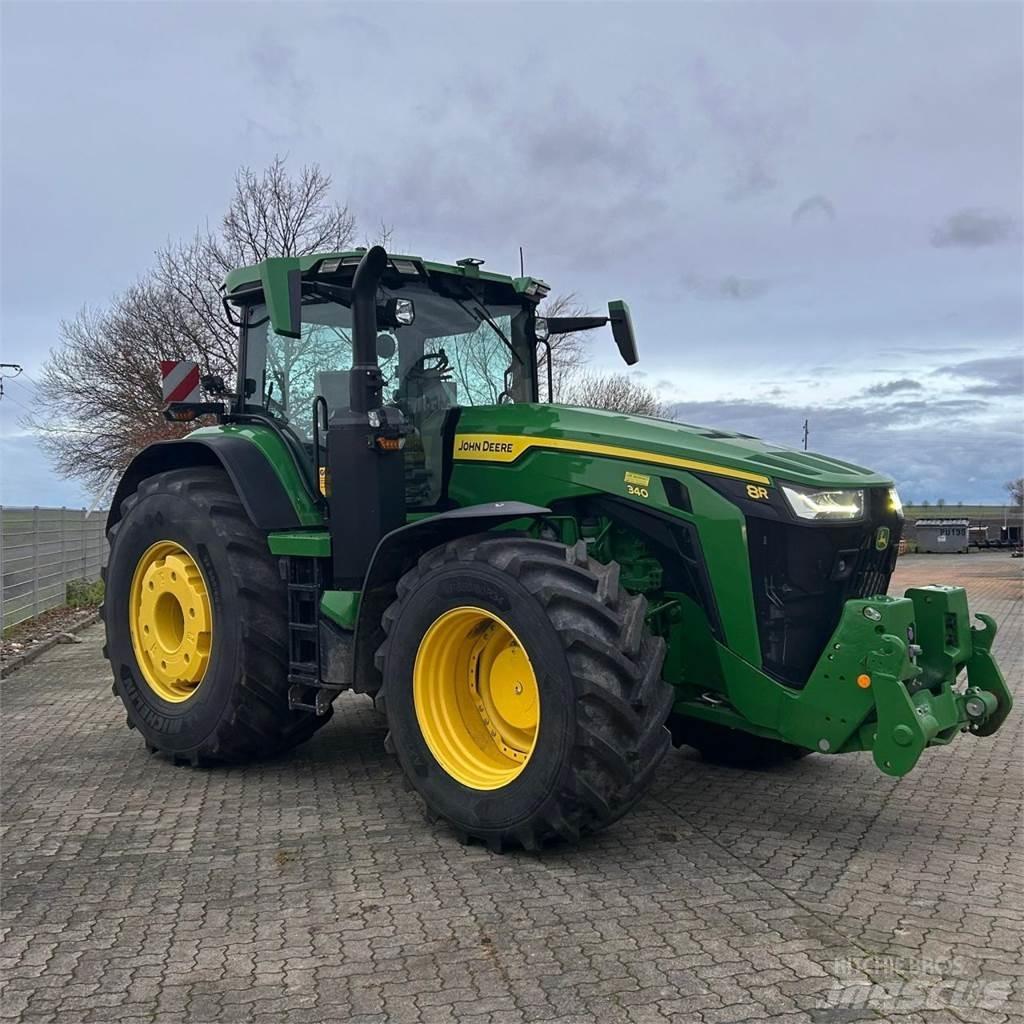 John Deere 8R340 트랙터