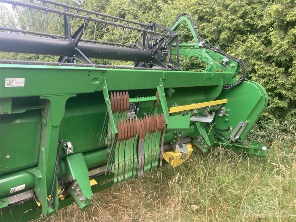 John Deere T560 콤바인 수확기