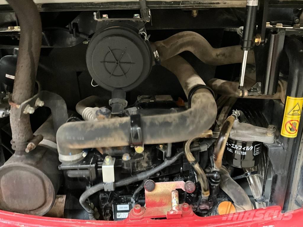 Takeuchi TB 230 소형 굴삭기 7톤 미만